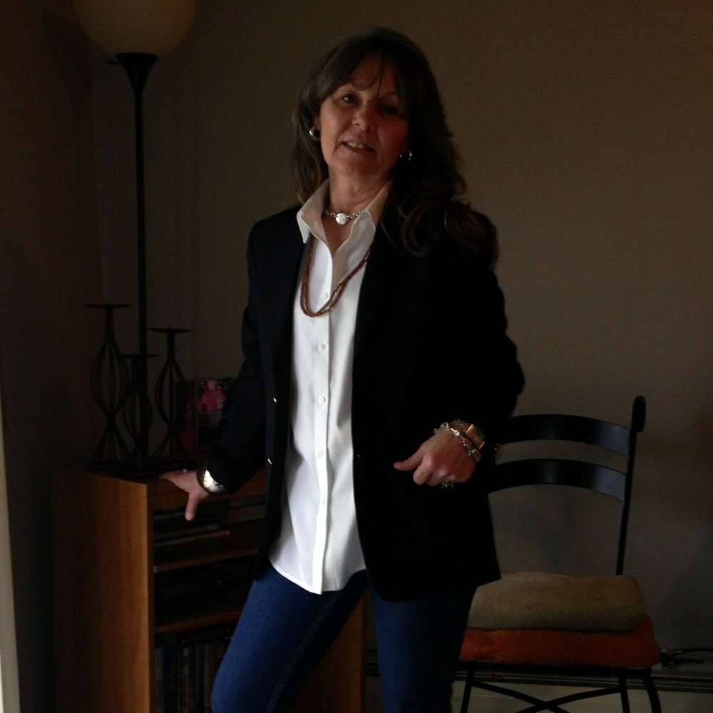 Meet your Posher, Dotti
